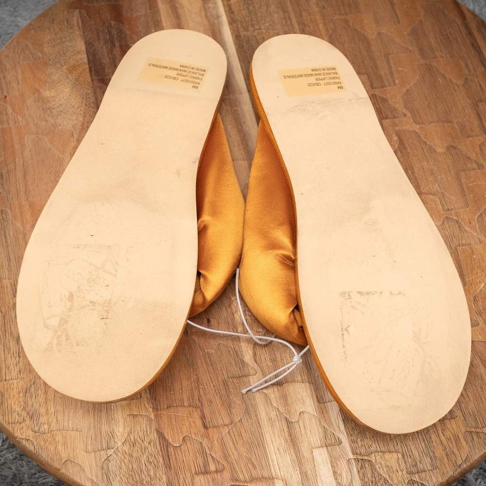 KORKS Women's Thong Slide‎ Sandals Poppy Yellow Satin Size 6 - Picture 5 of 5